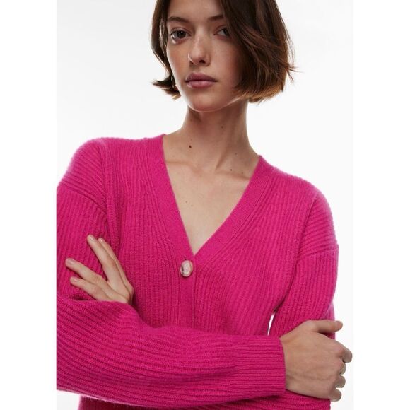 Aritzia Babaton Luxe Cashmere Canberra
Cardigan in Granita
Pink Size X Small - Picture 5 of 10